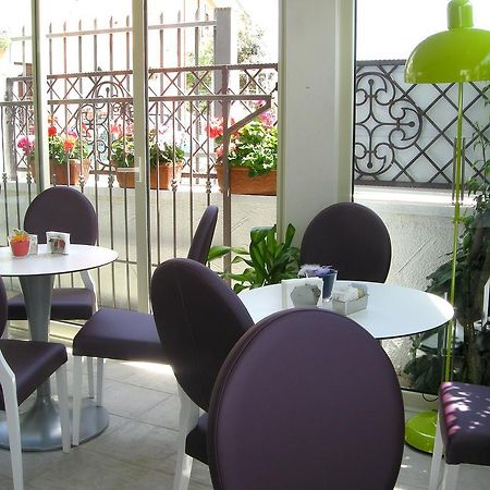 Olive Garden & Petite Maison Позада Екстер'єр фото